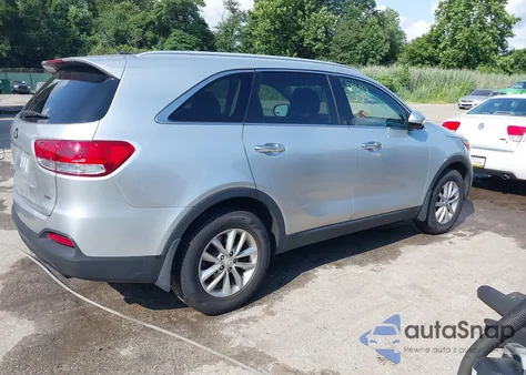 2017 Kia Sorento 2.4L Lx z USA, uszkodzony, nr VIN 5XYPG4A37HG284372